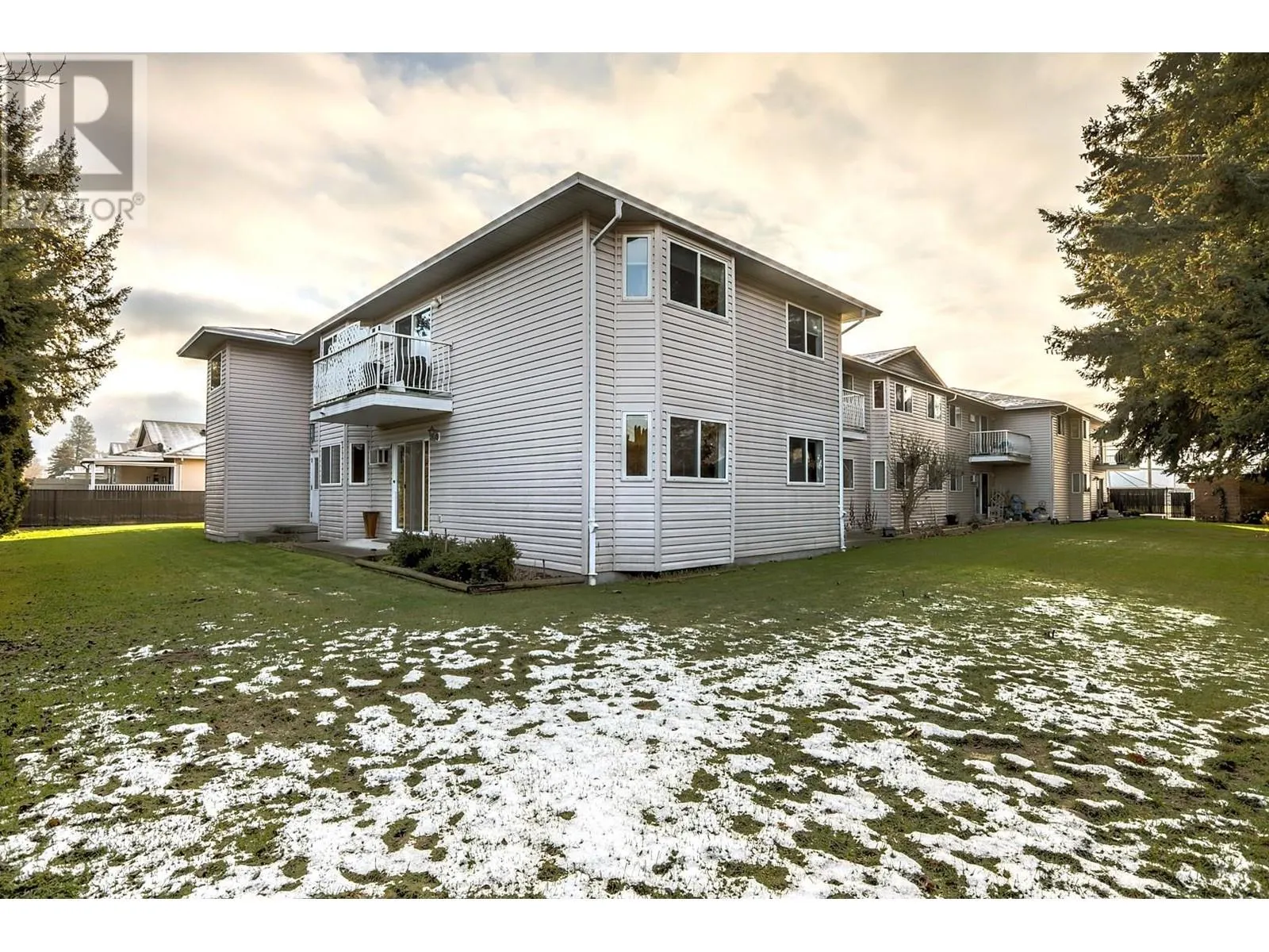 211 Kildonan Avenue Unit# 107