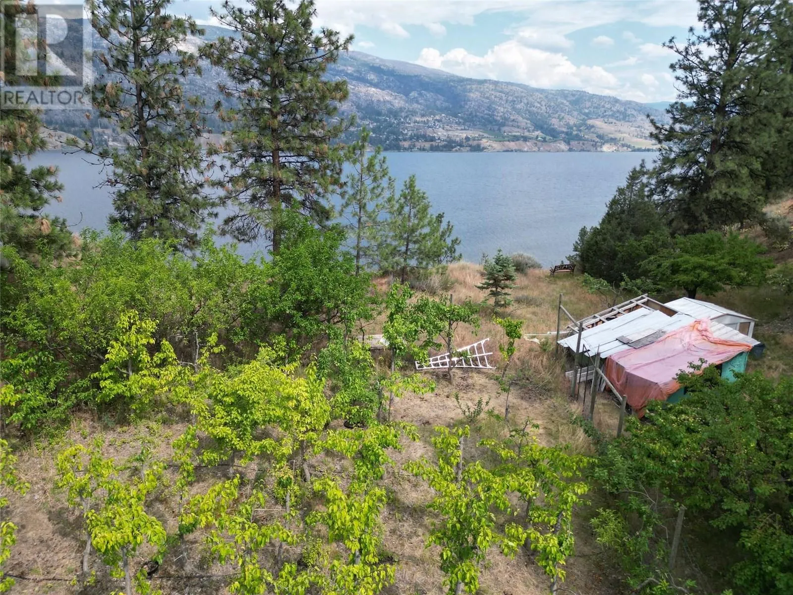 780 Pineview Drive
