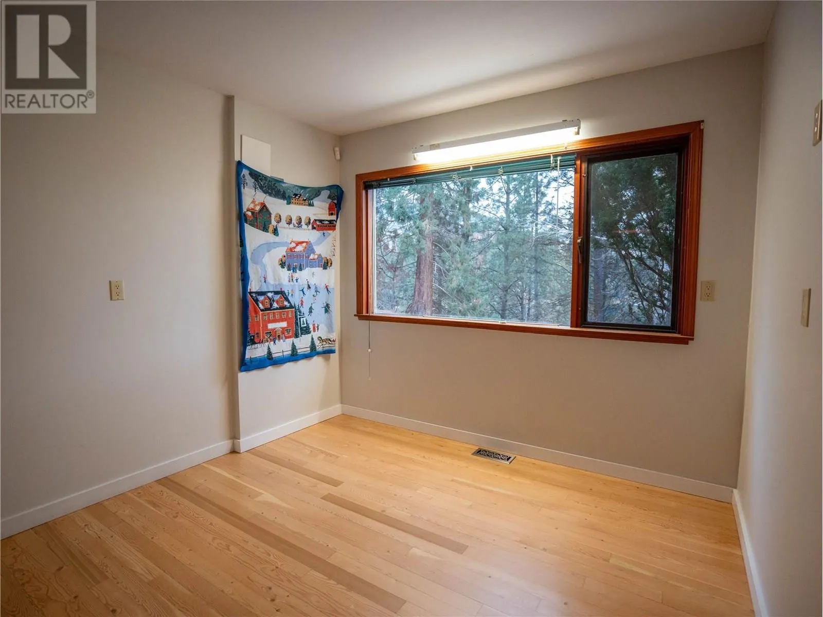 780 Pineview Drive