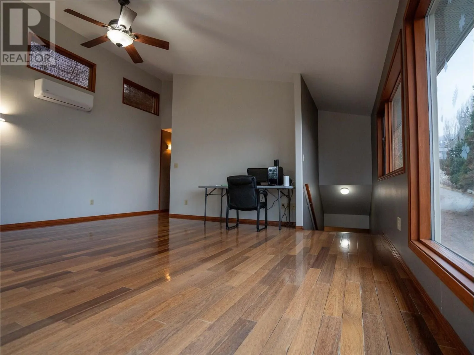 780 Pineview Drive