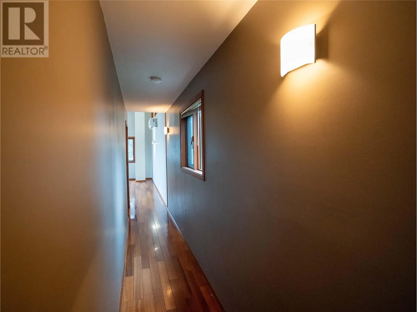 780 Pineview Drive
