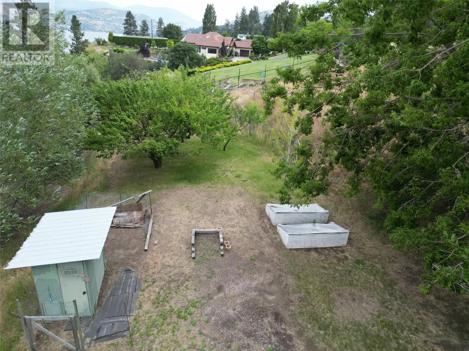780 Pineview Drive