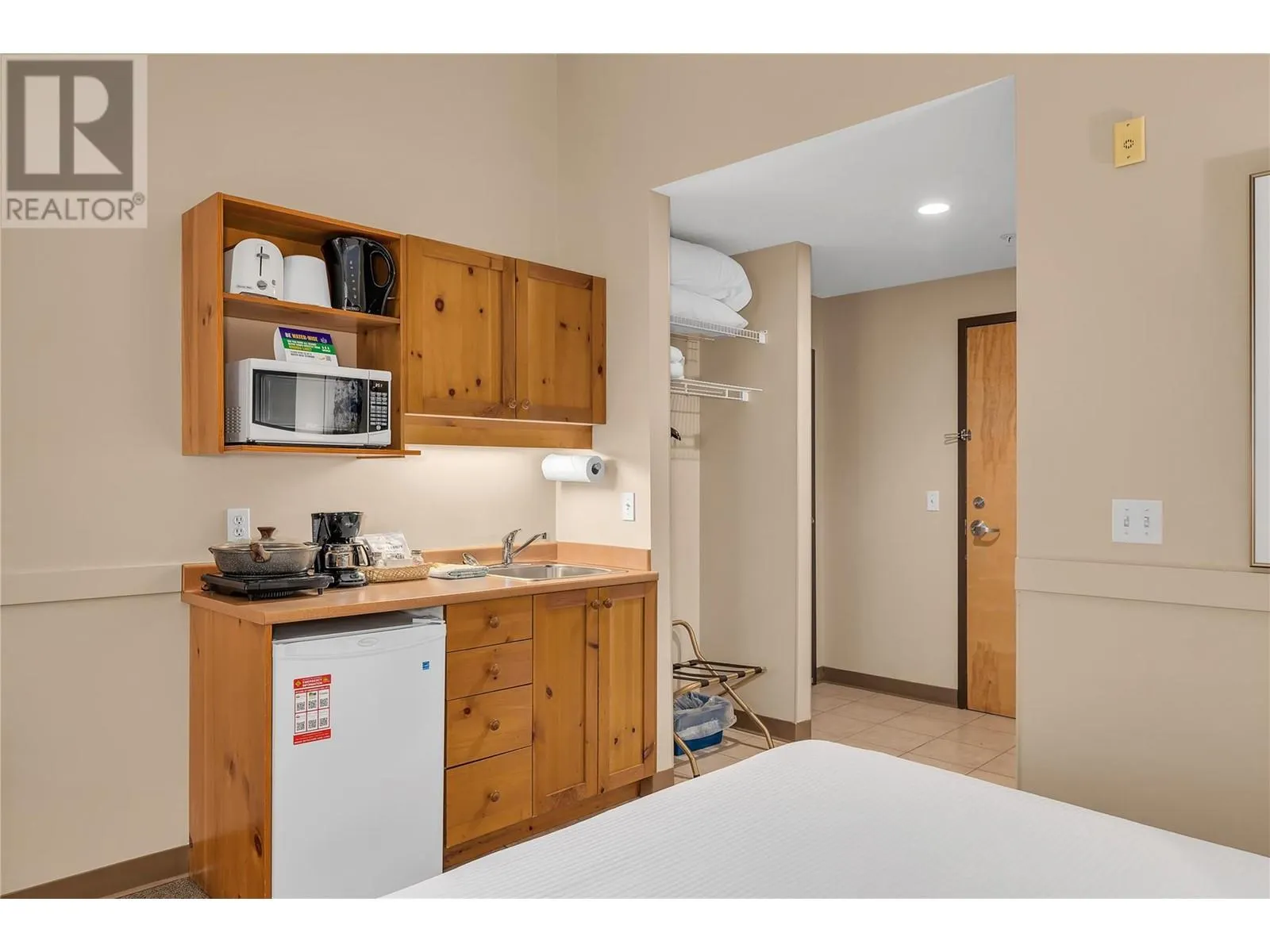 5340 Big White Road Unit# 117