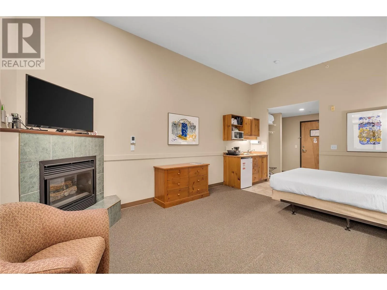 5340 Big White Road Unit# 117