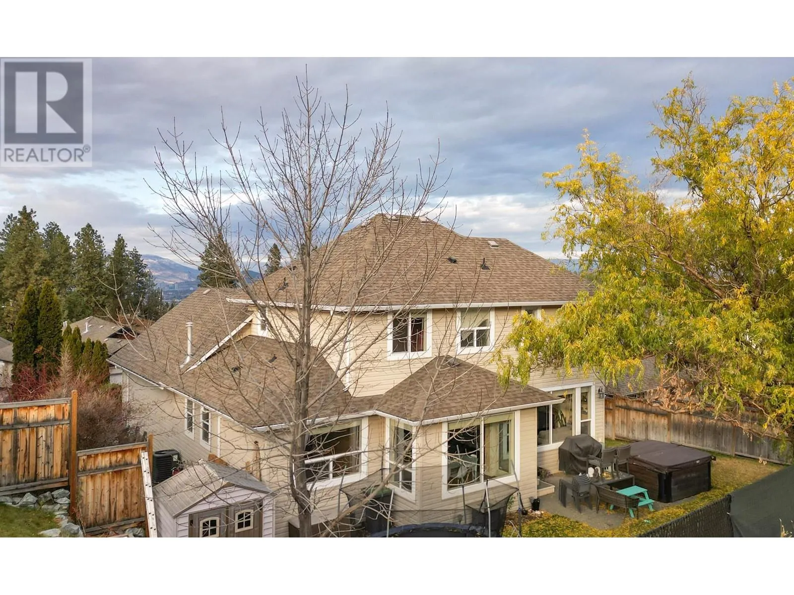 4897 Warbler Court