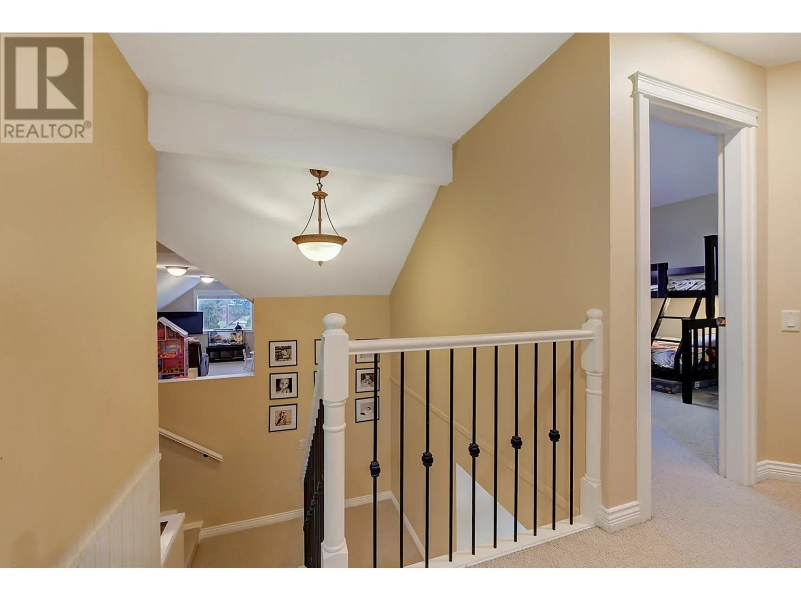 4897 Warbler Court