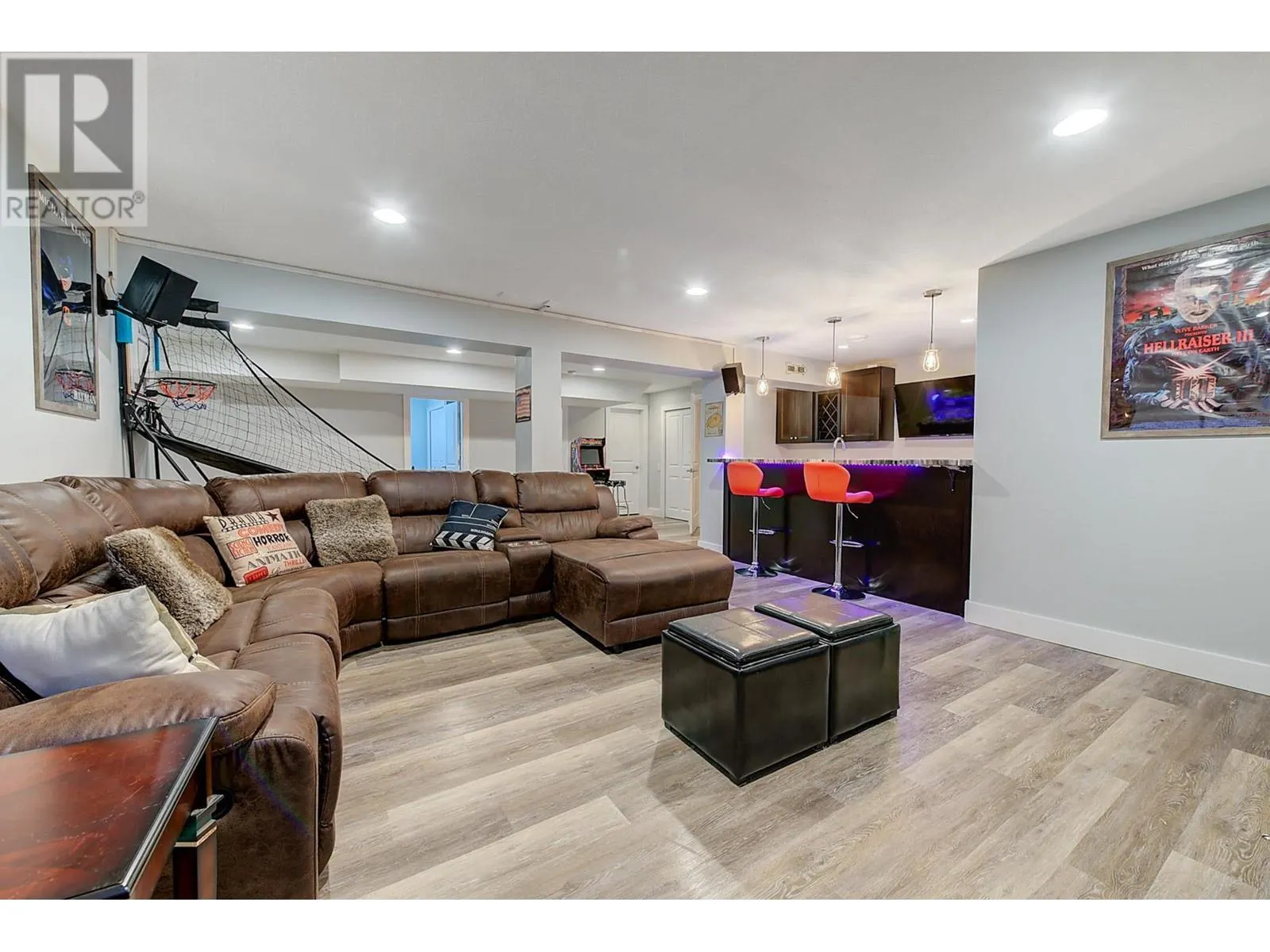 4897 Warbler Court
