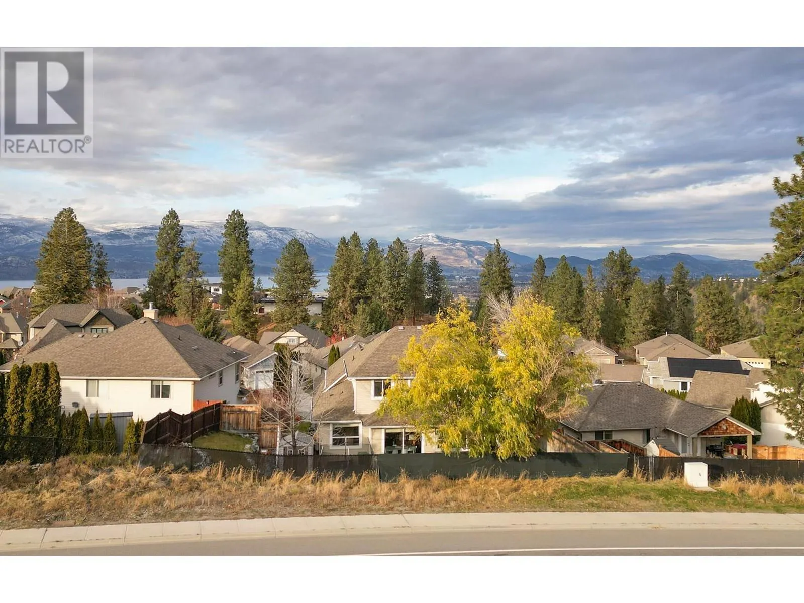 4897 Warbler Court