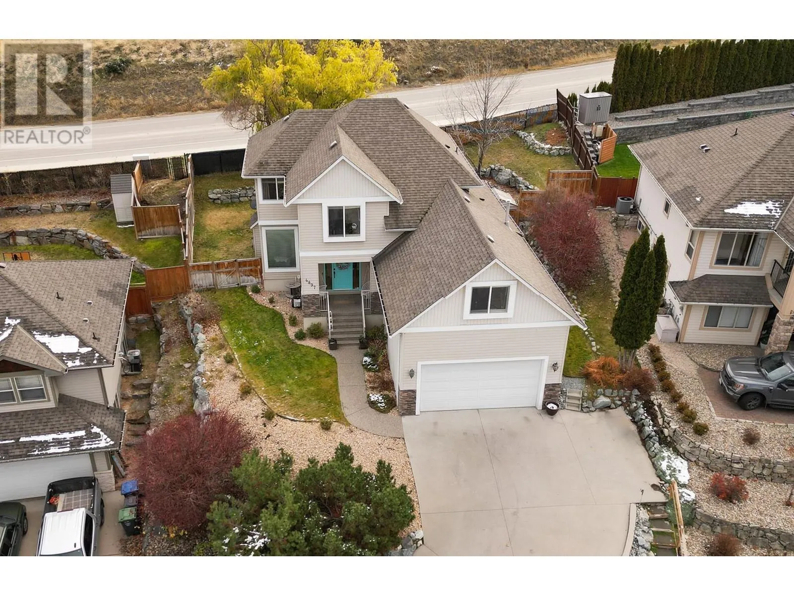 4897 Warbler Court