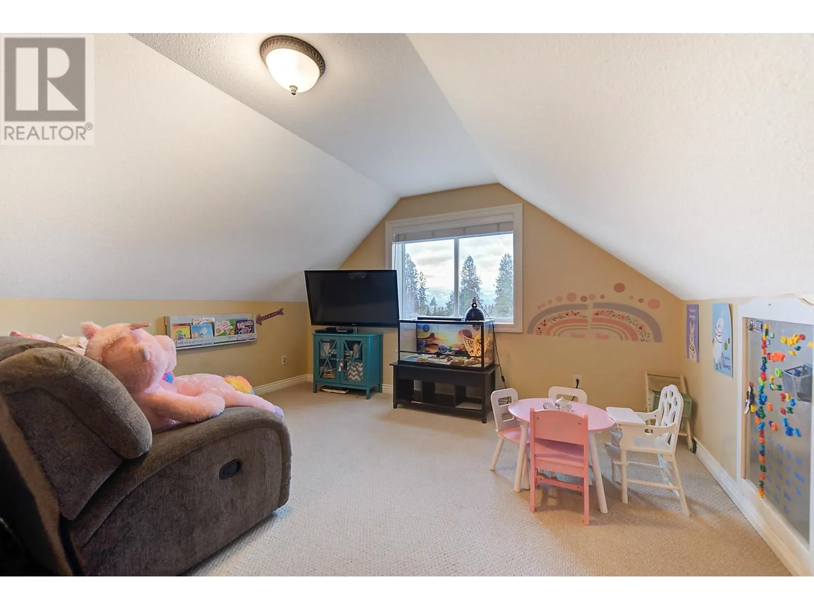 4897 Warbler Court