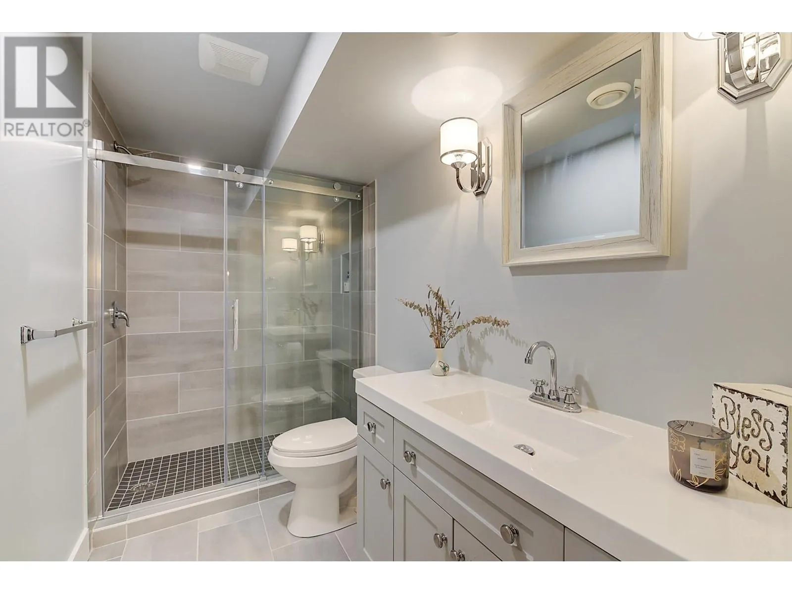 4897 Warbler Court