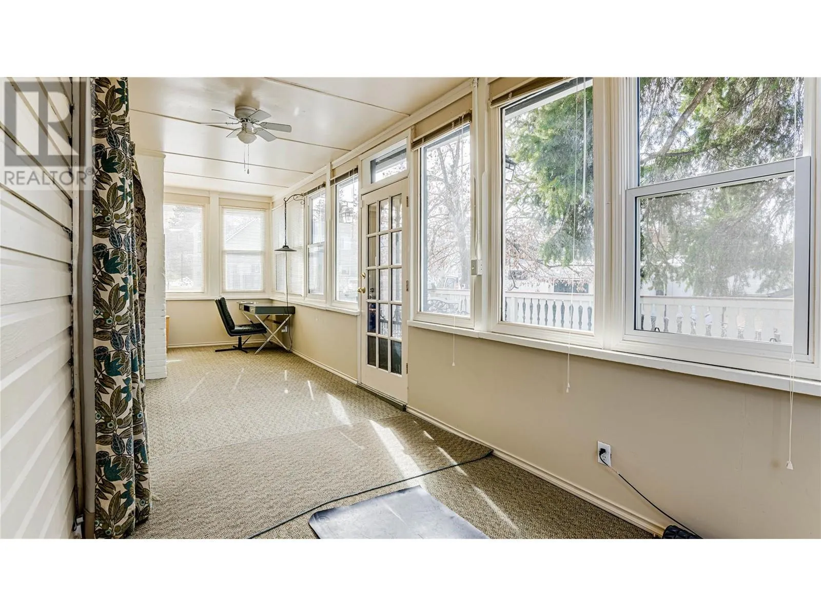 4008 Pleasant Valley Road