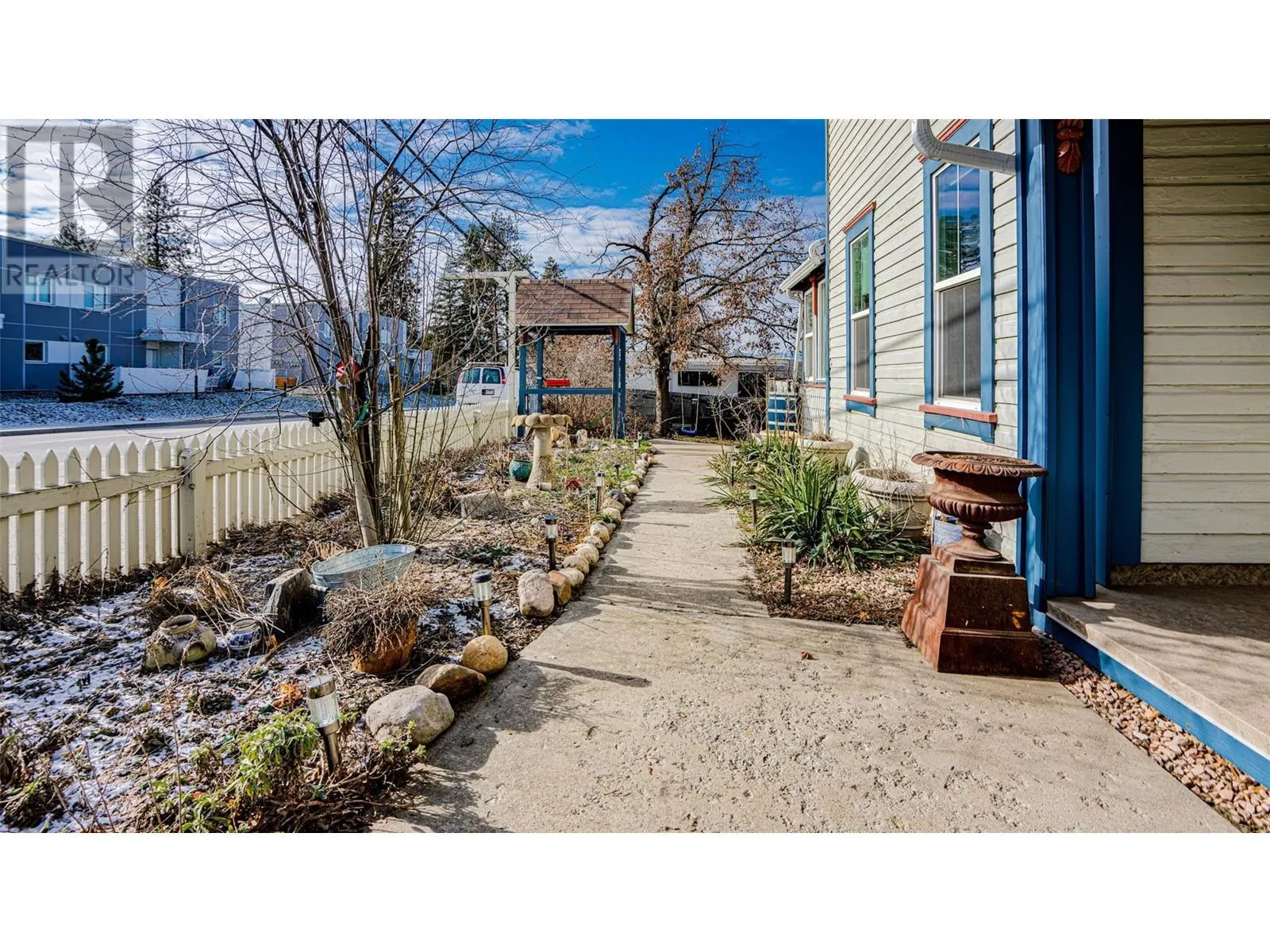 4008 Pleasant Valley Road