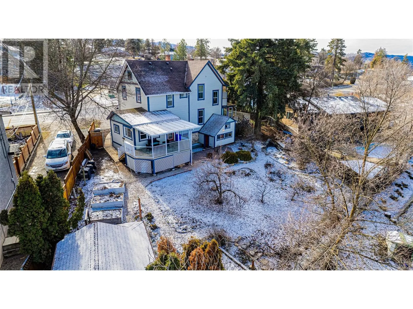 4008 Pleasant Valley Road