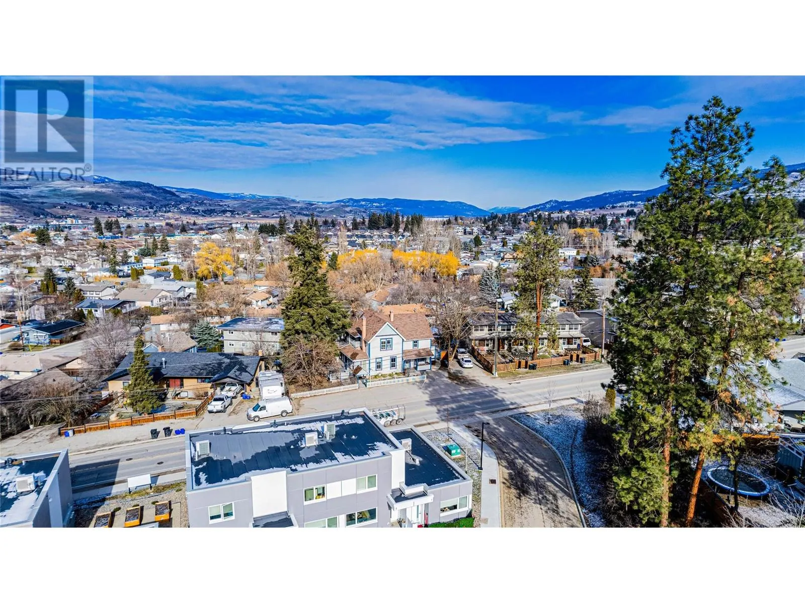 4008 Pleasant Valley Road