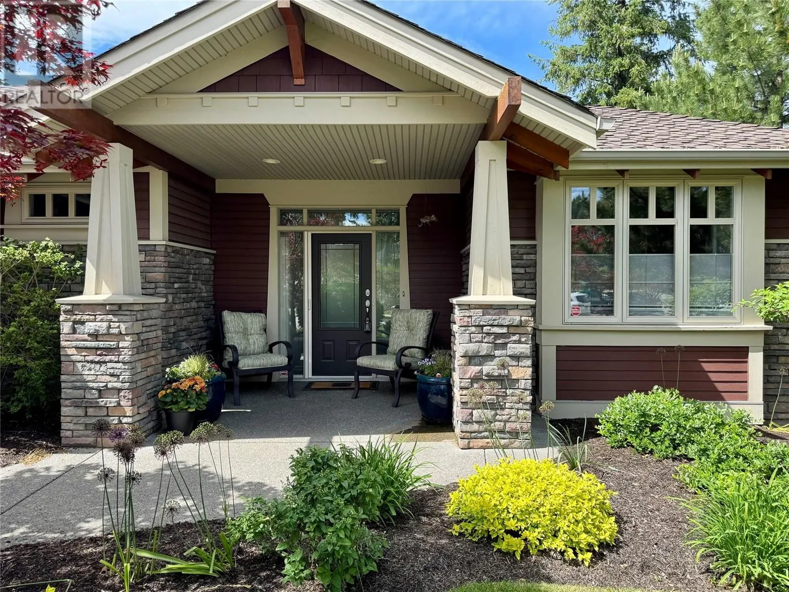 108 Mashie Crescent