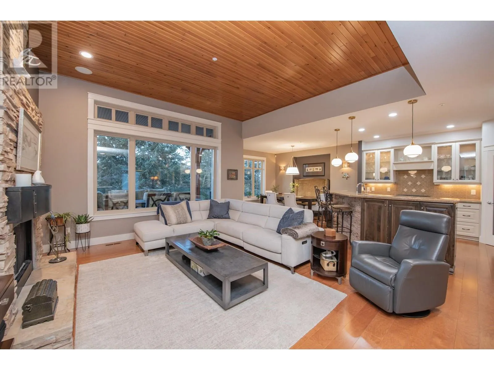 108 Mashie Crescent