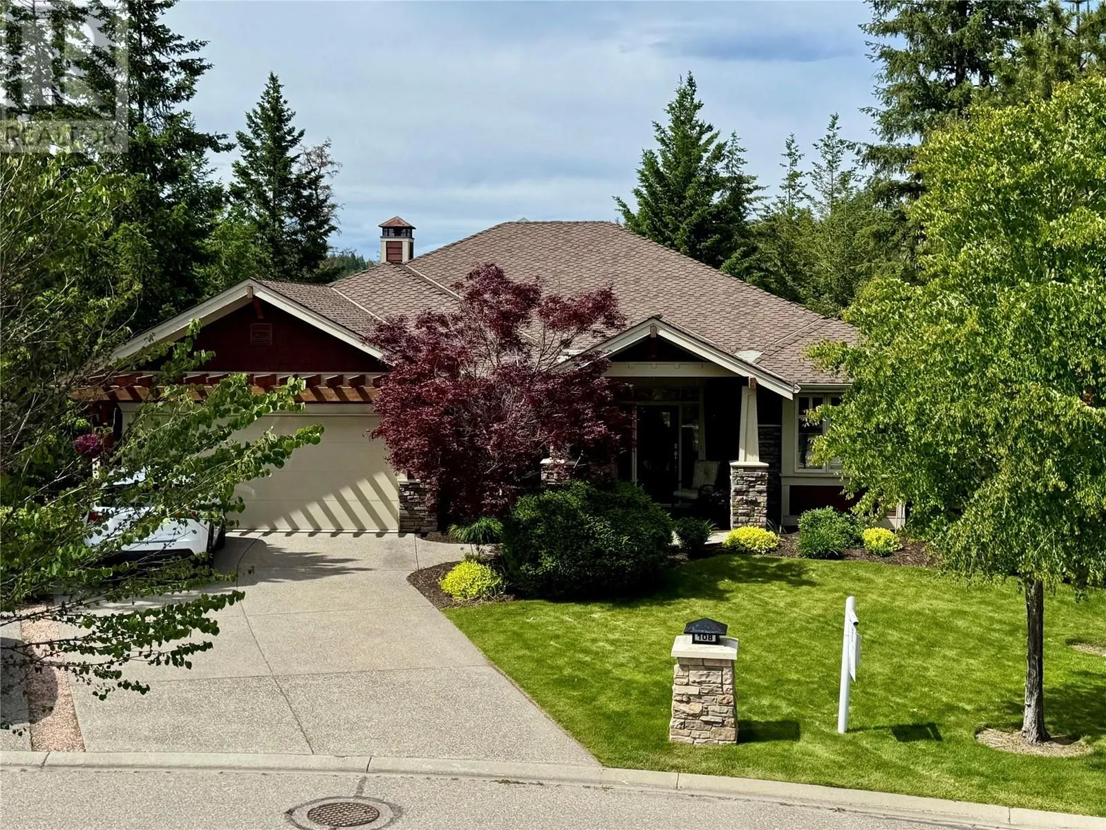 108 Mashie Crescent