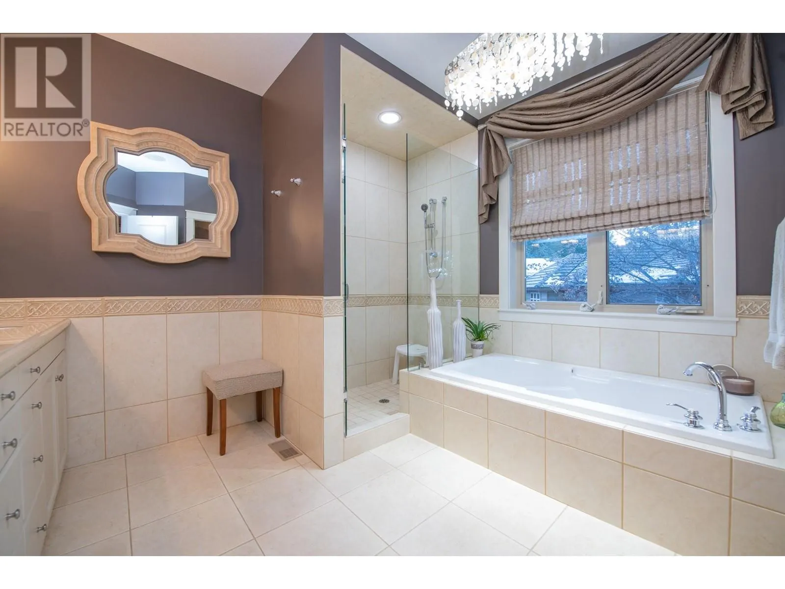 108 Mashie Crescent