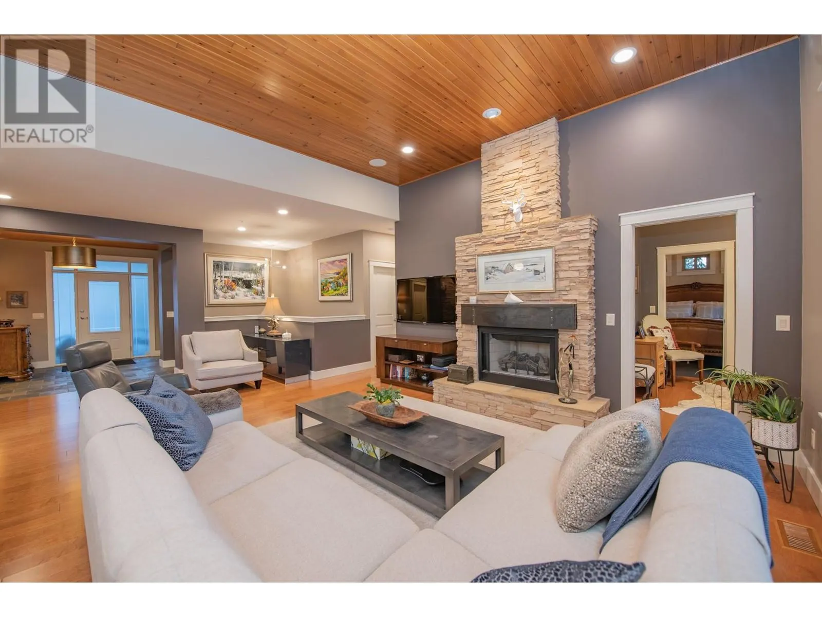 108 Mashie Crescent
