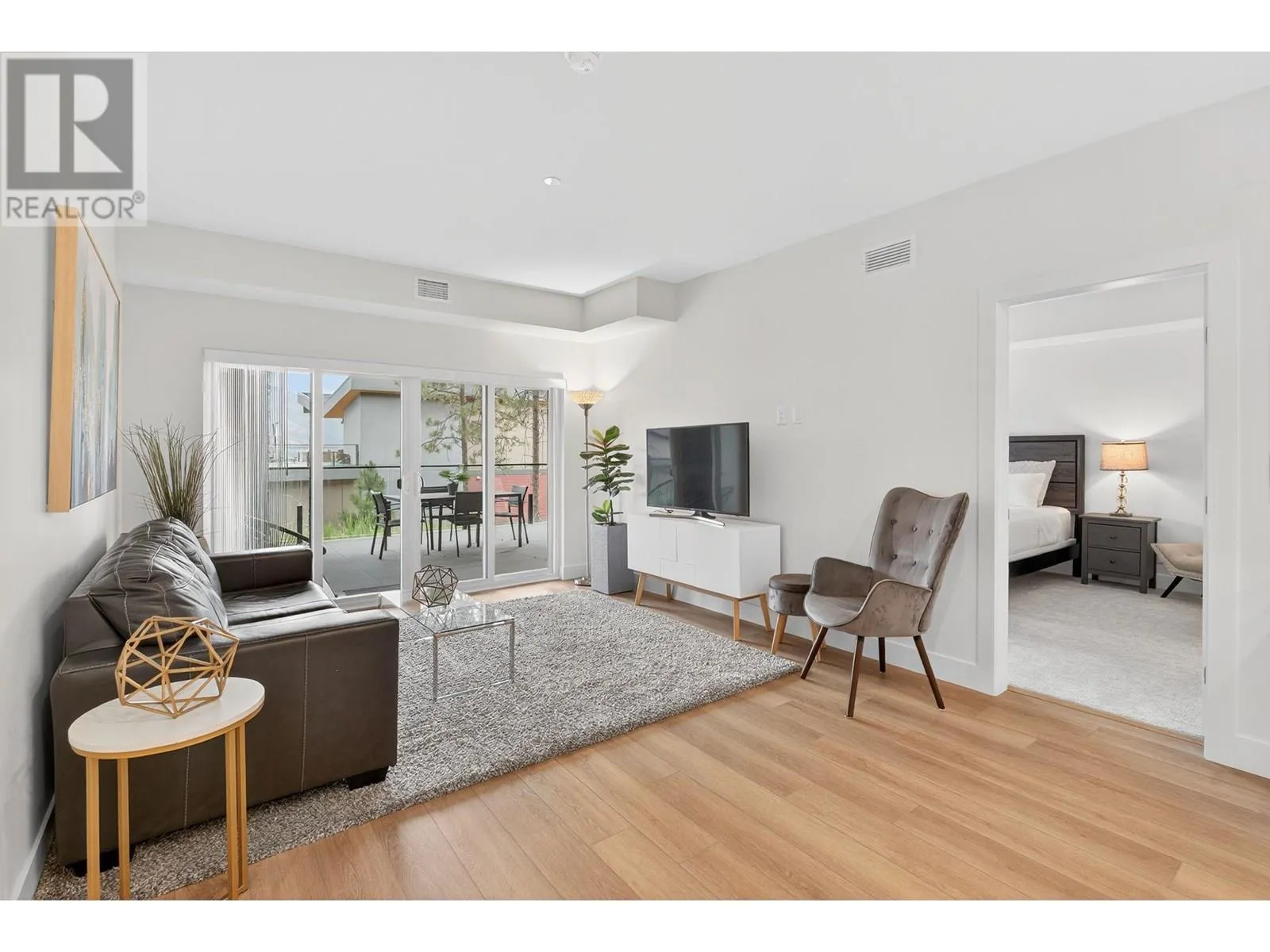 3434 Mckinley Beach Drive Unit# 108