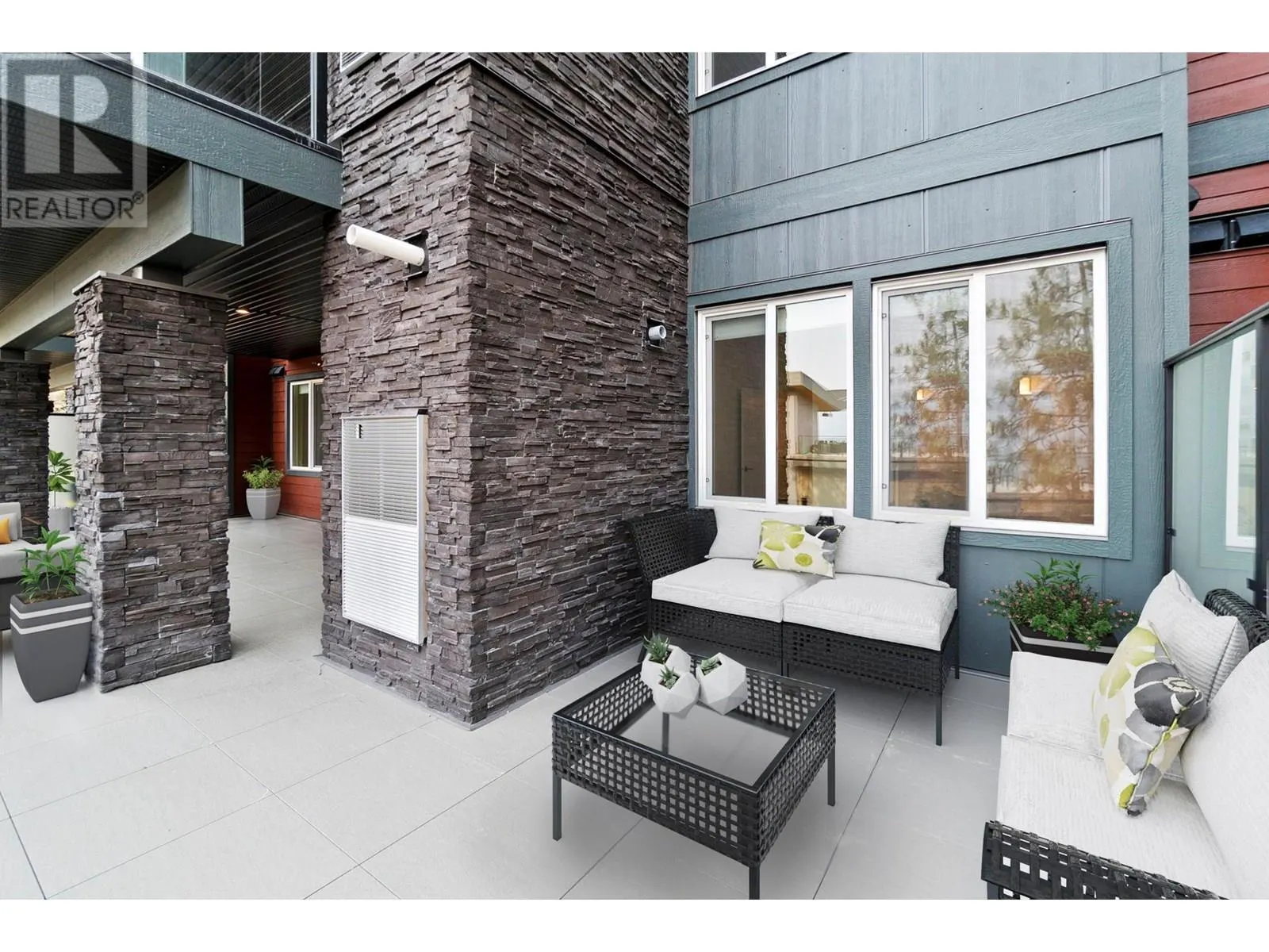 3434 Mckinley Beach Drive Unit# 108