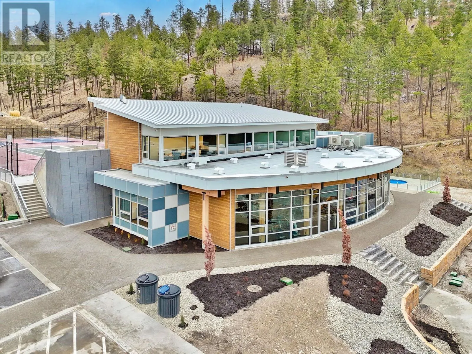 3434 Mckinley Beach Drive Unit# 108