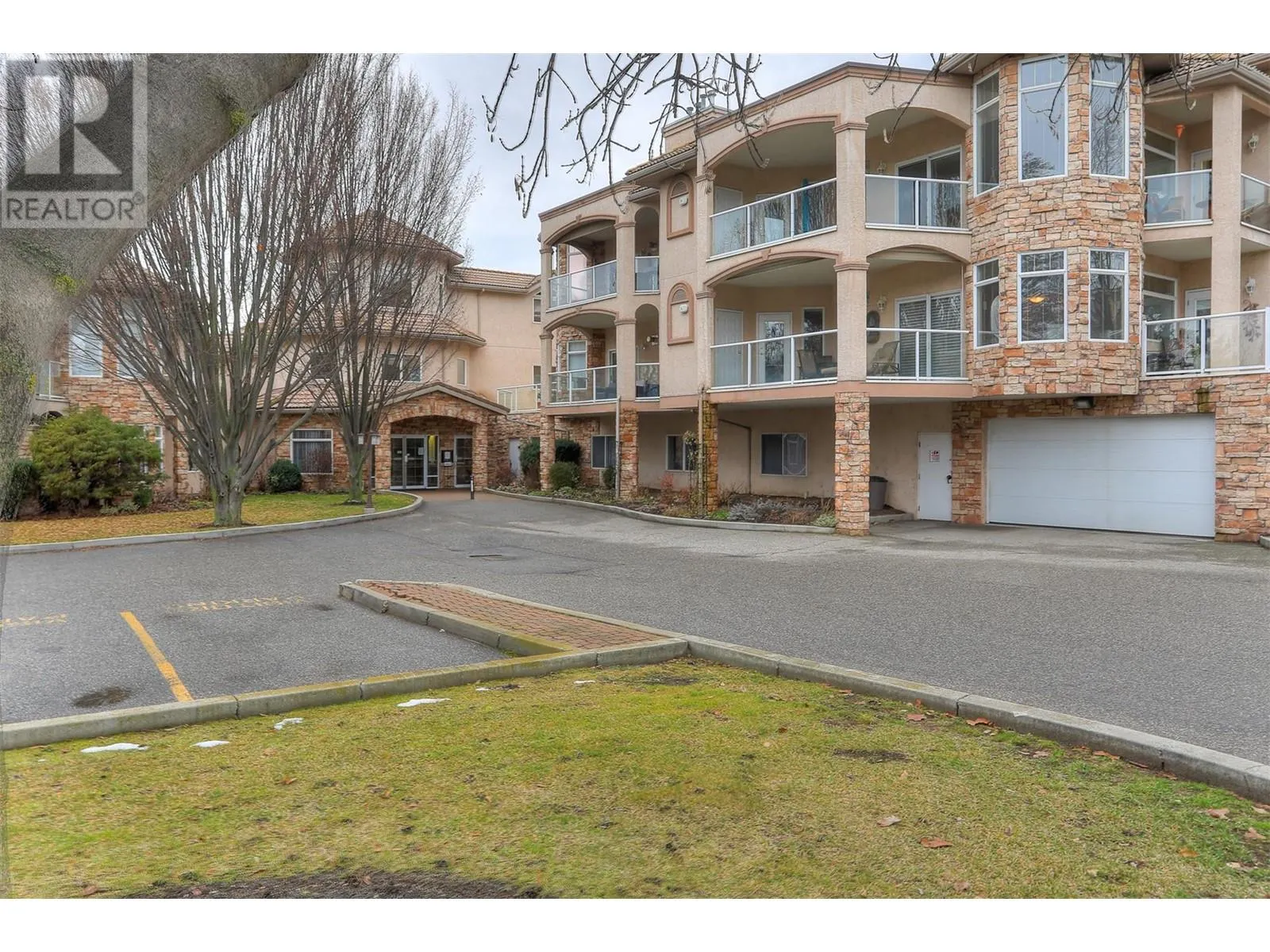 634 Lequime Road Unit# 207