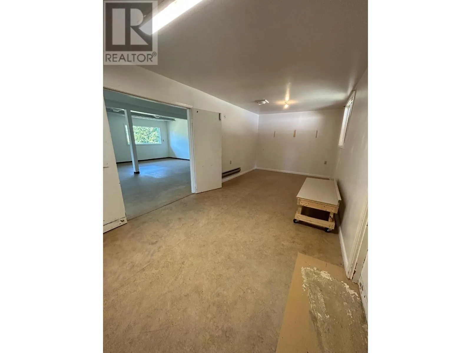 2276 6 Highway