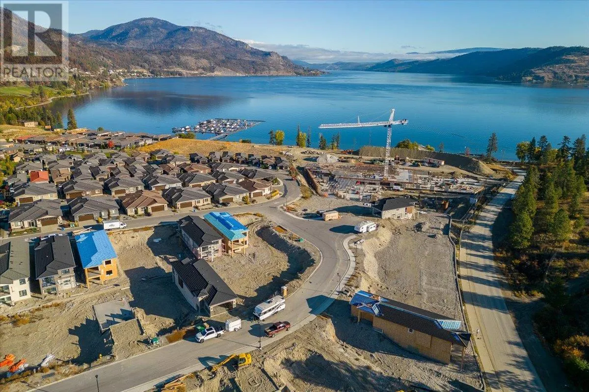 1657 Harbour View Crescent