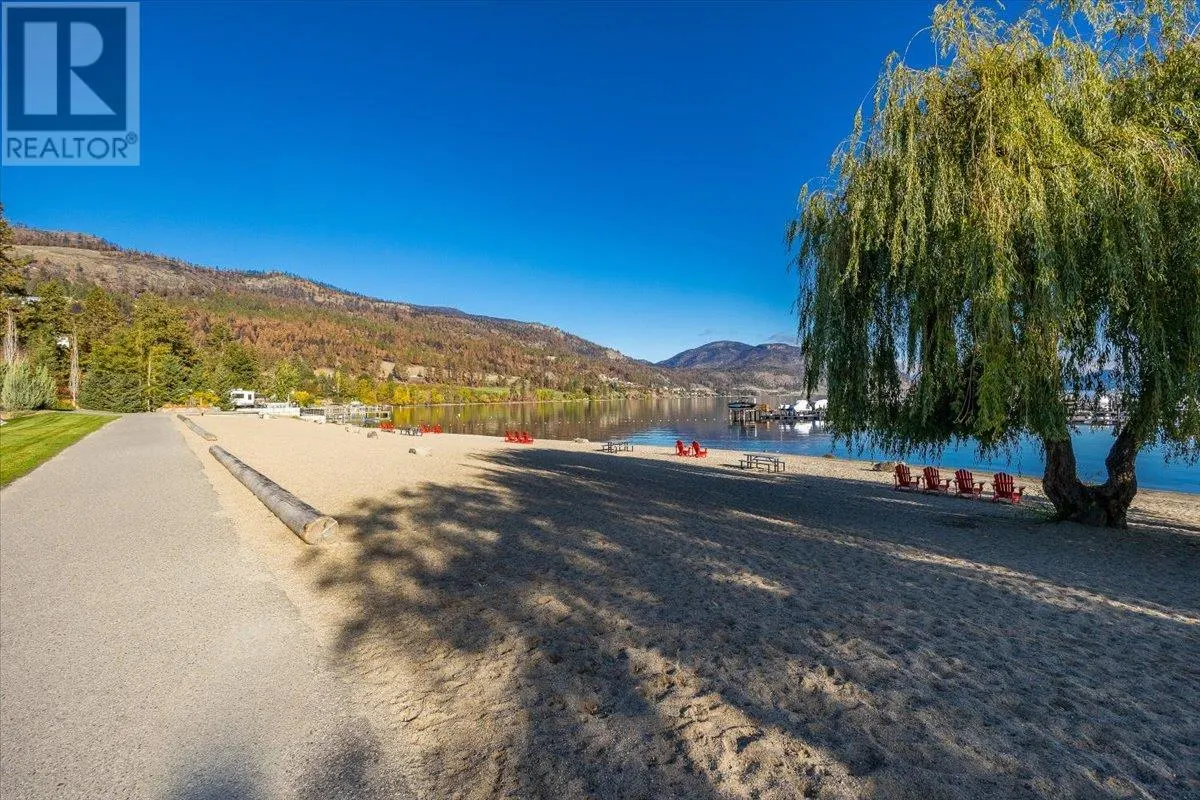 1677 Harbour View Crescent