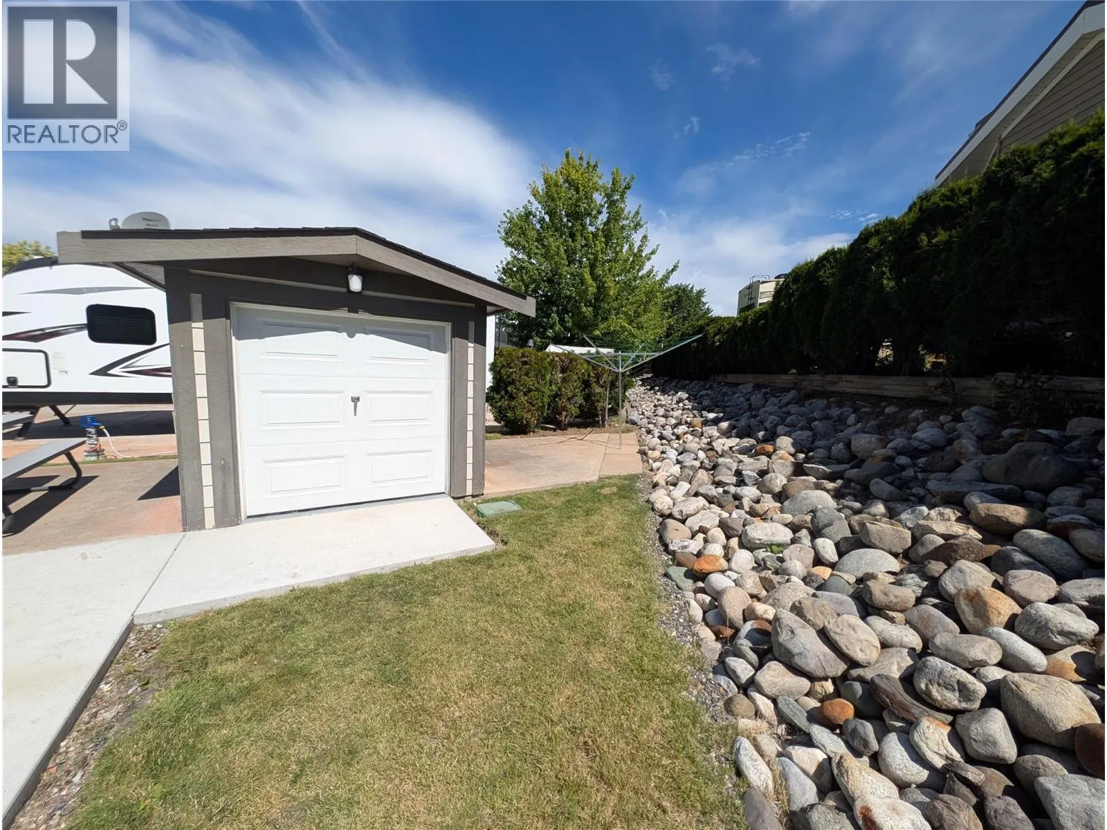 8000 Highland Road Unit# 21