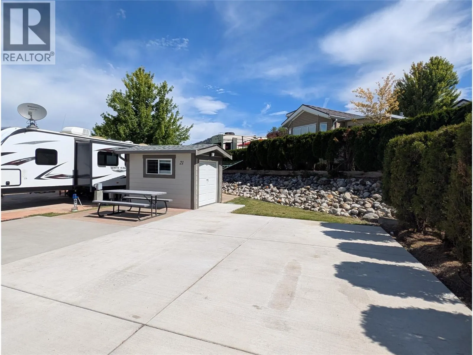 8000 Highland Road Unit# 21