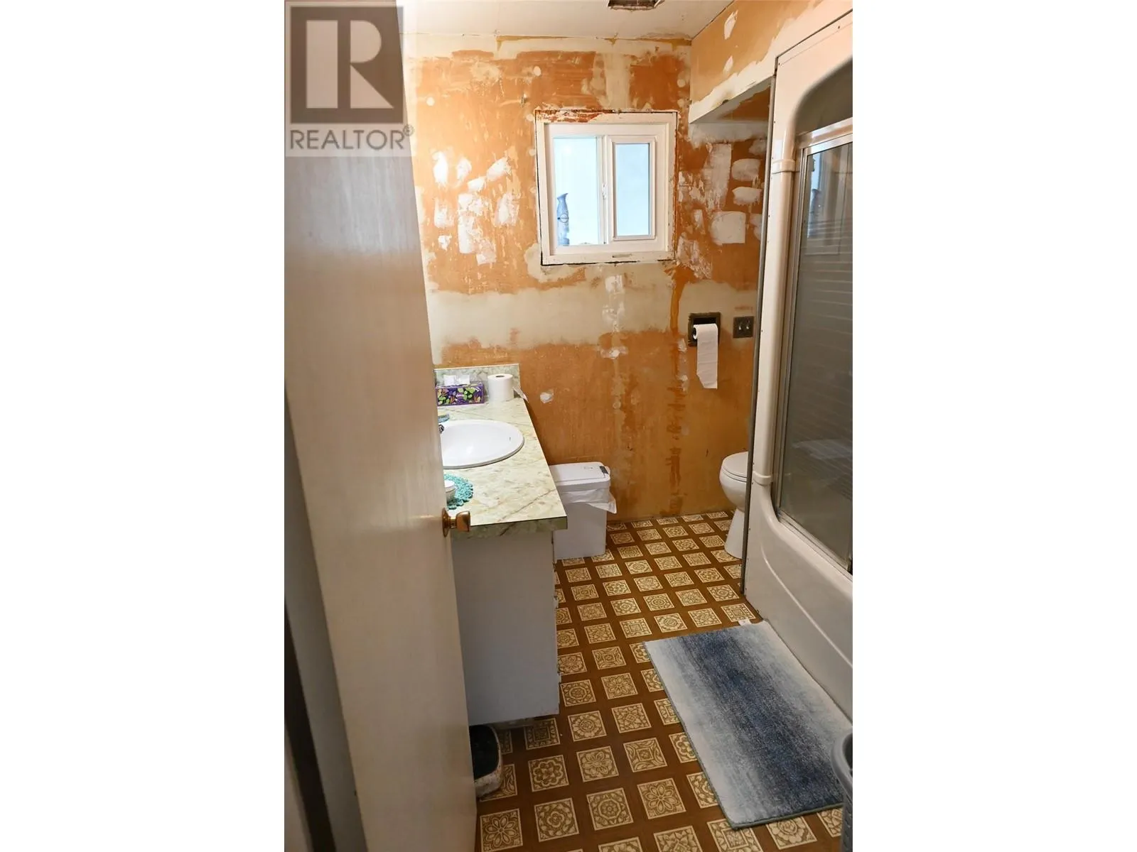 225 Cambie Road