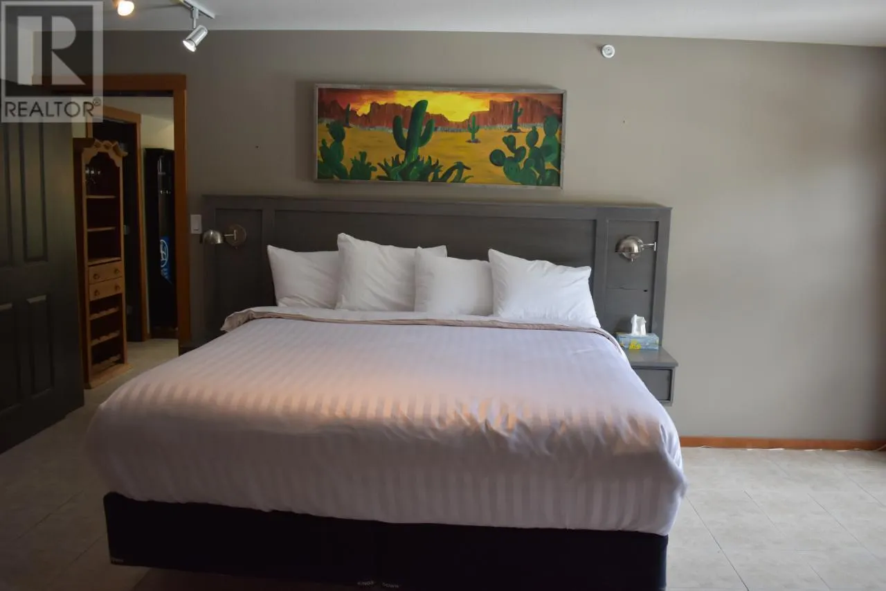 2050 SUMMIT Drive Unit# 409
