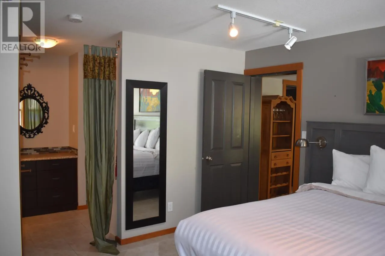2050 SUMMIT Drive Unit# 409