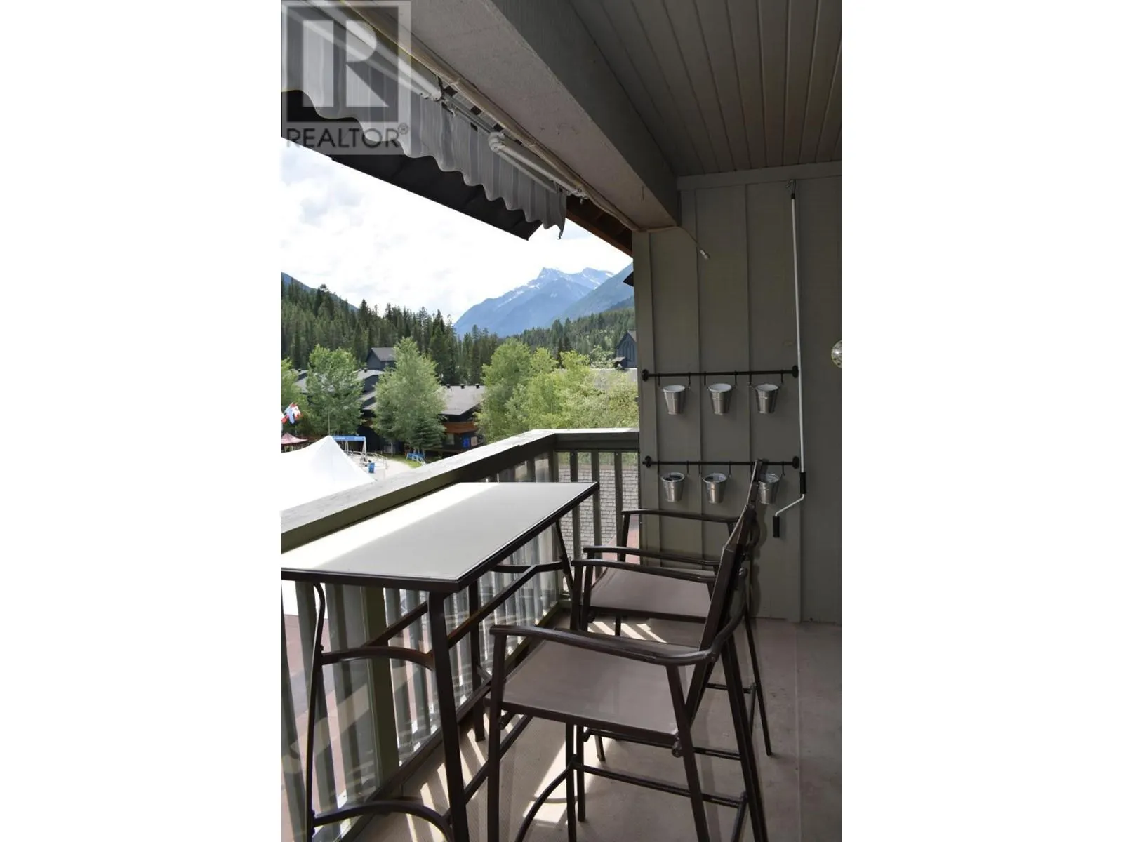 2050 SUMMIT Drive Unit# 409