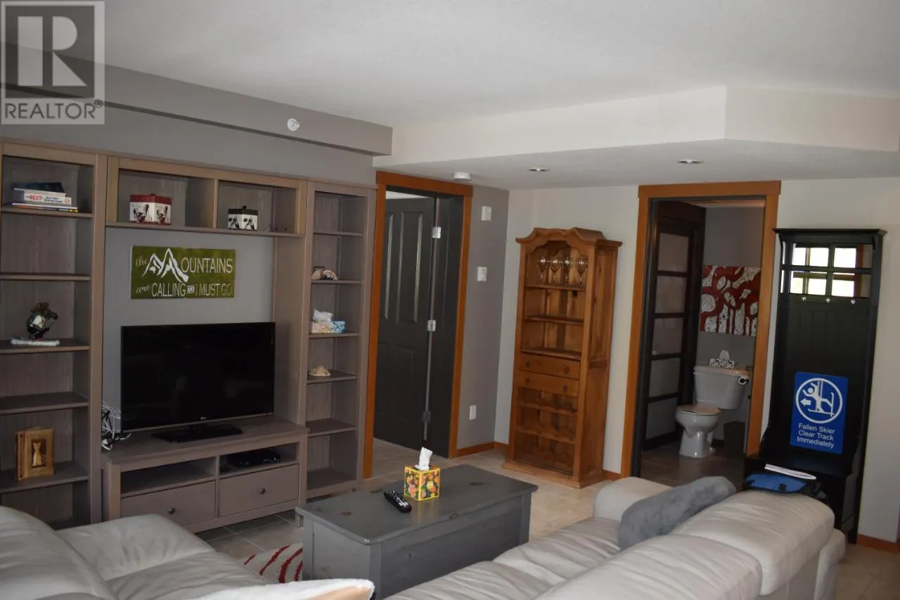 2050 SUMMIT Drive Unit# 409