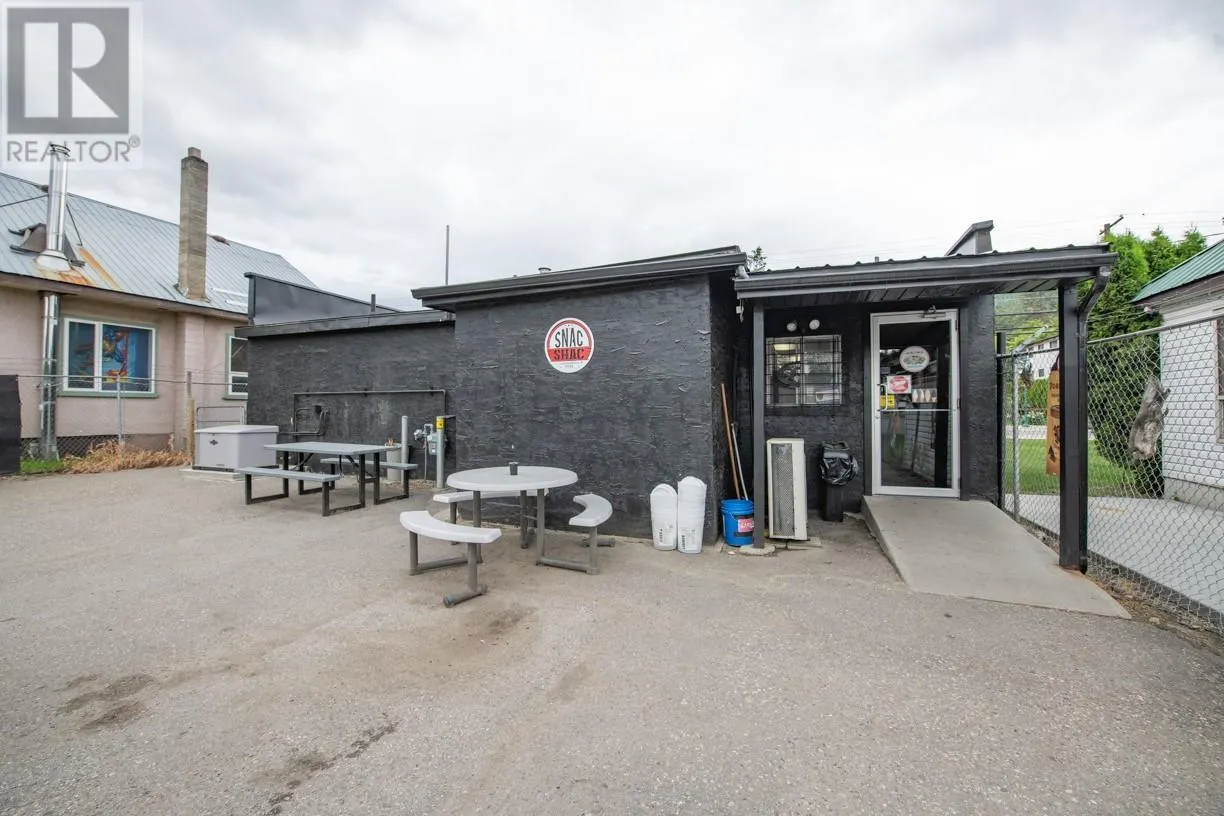 2133 Shuswap Avenue