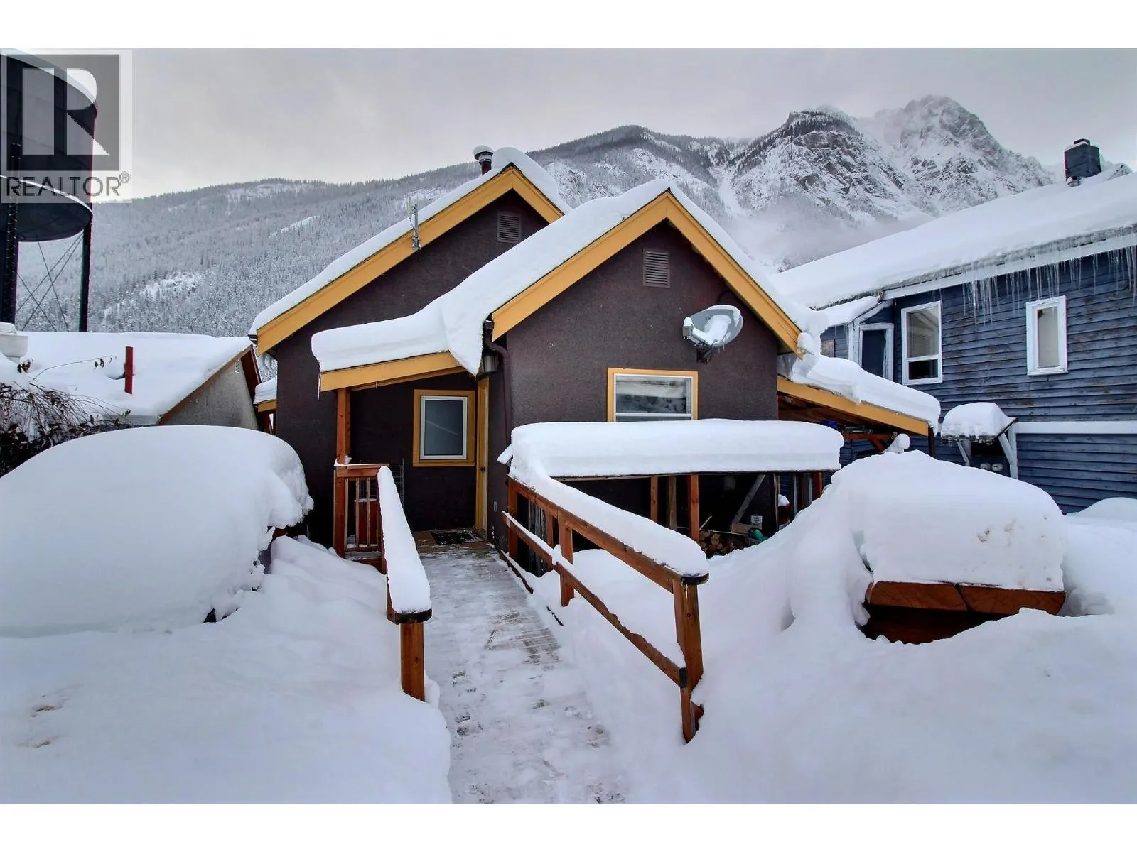 316 Stephen Avenue
