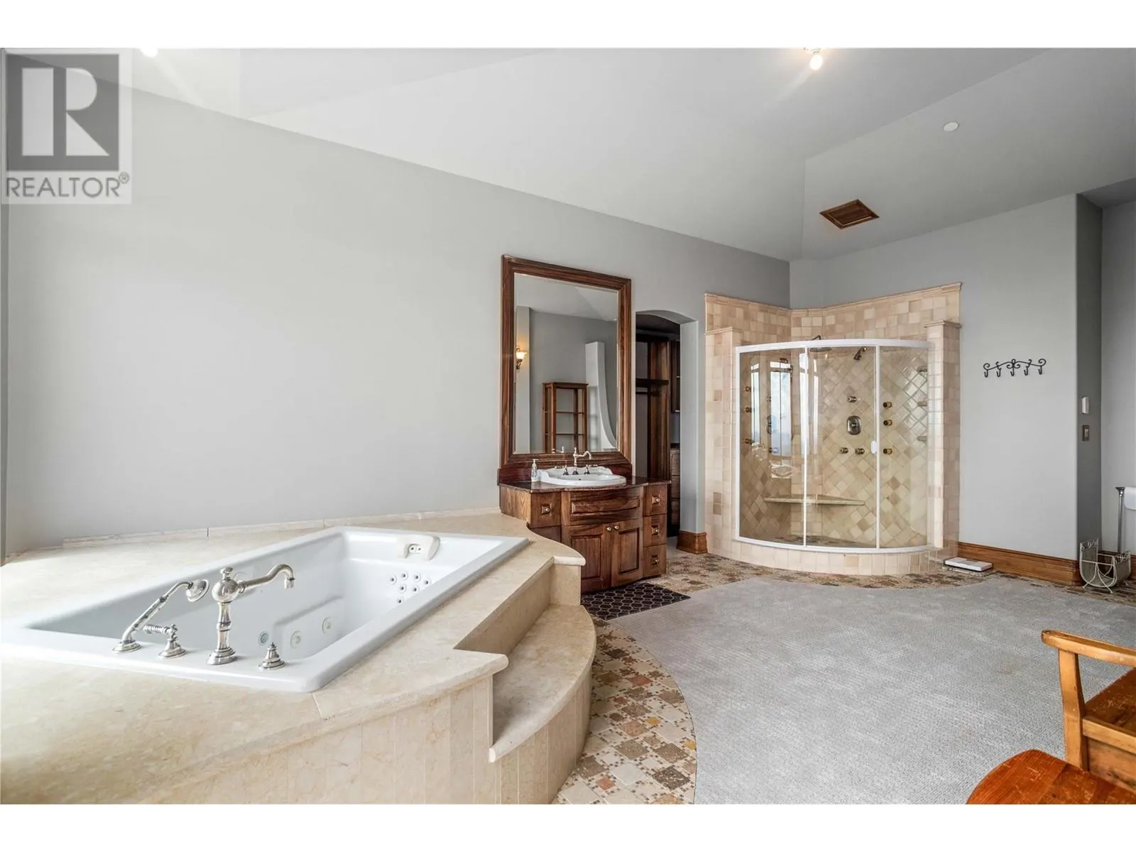 5335 Big White Road Unit# 408