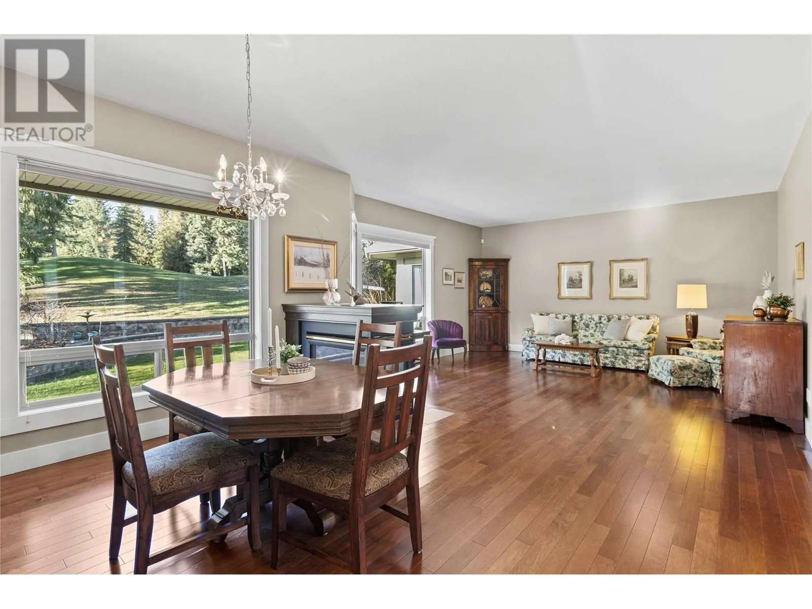 2742 Golf Course Drive