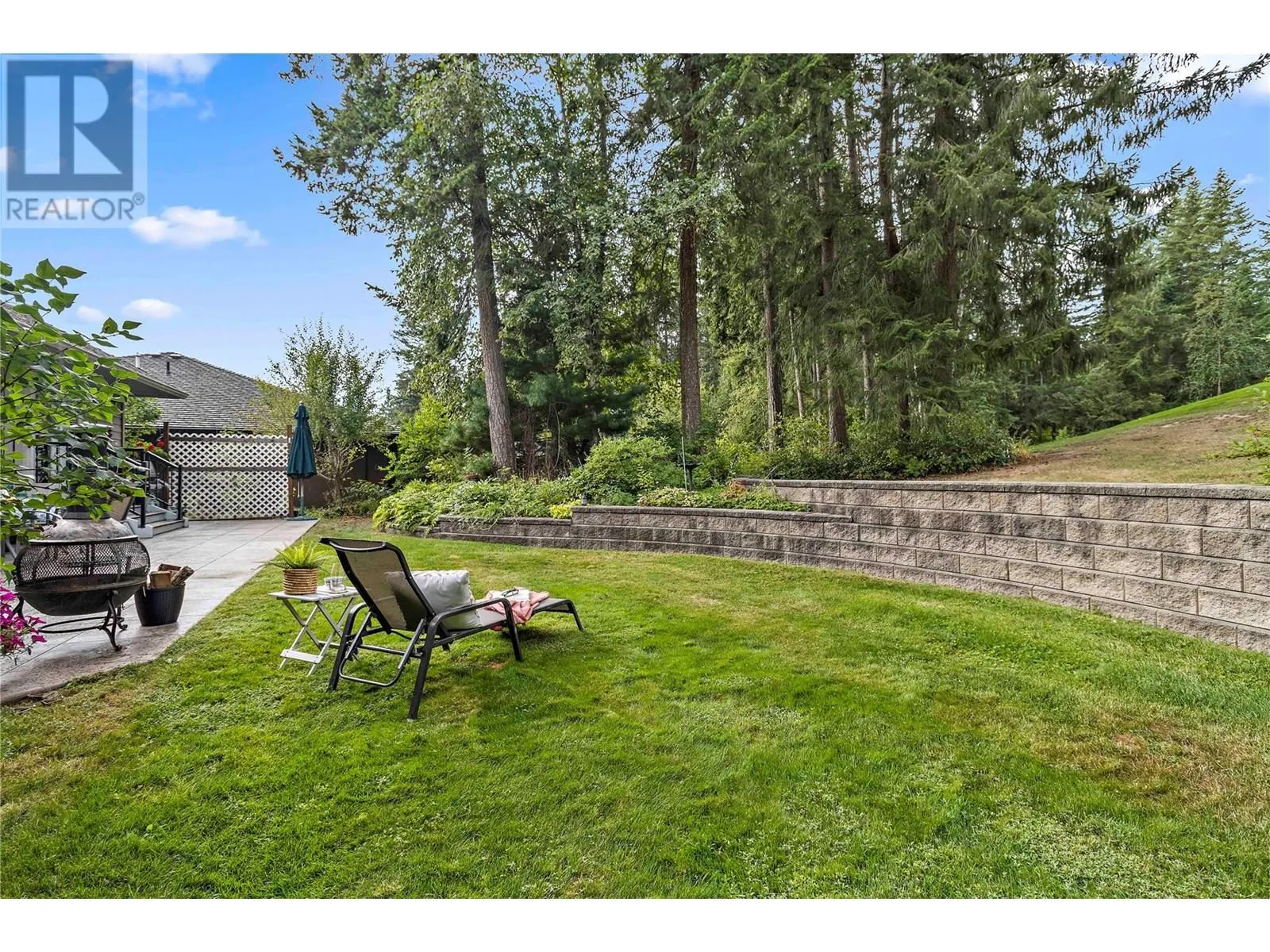 2742 Golf Course Drive
