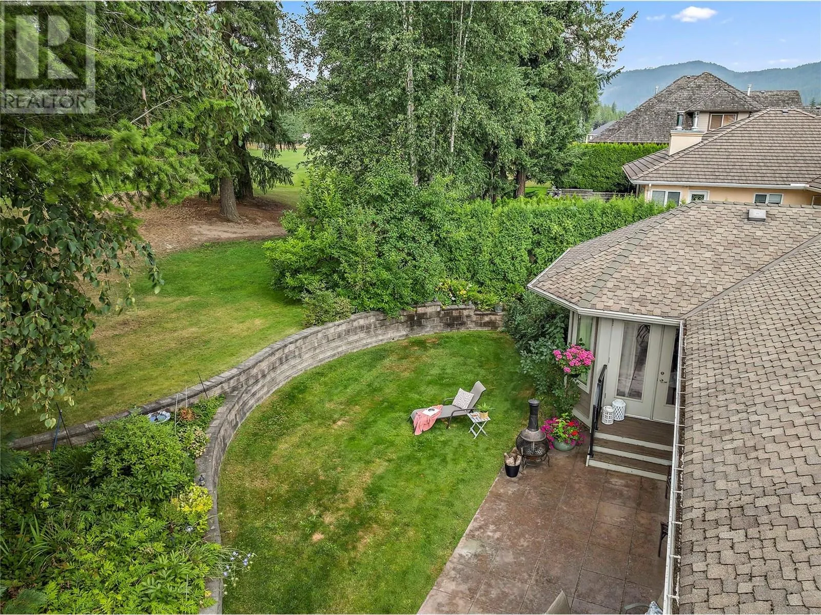 2742 Golf Course Drive