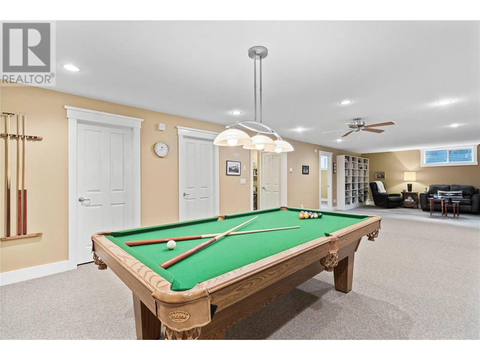 2742 Golf Course Drive