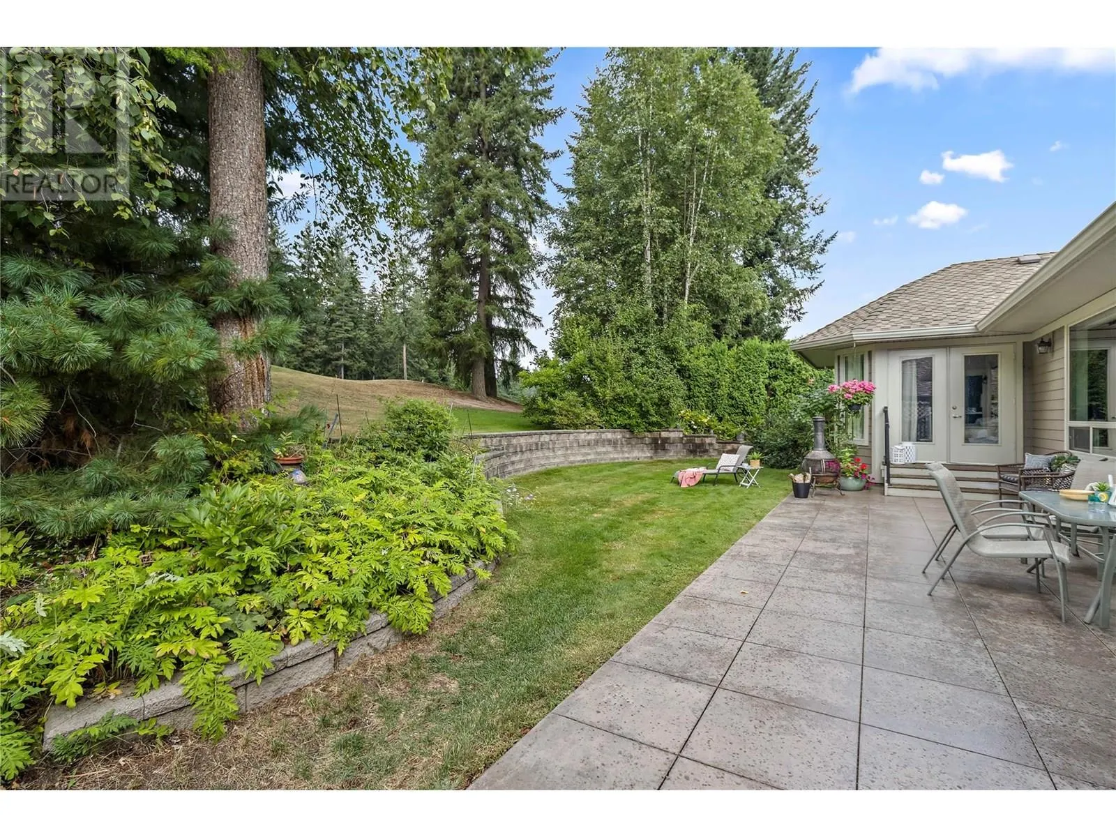 2742 Golf Course Drive