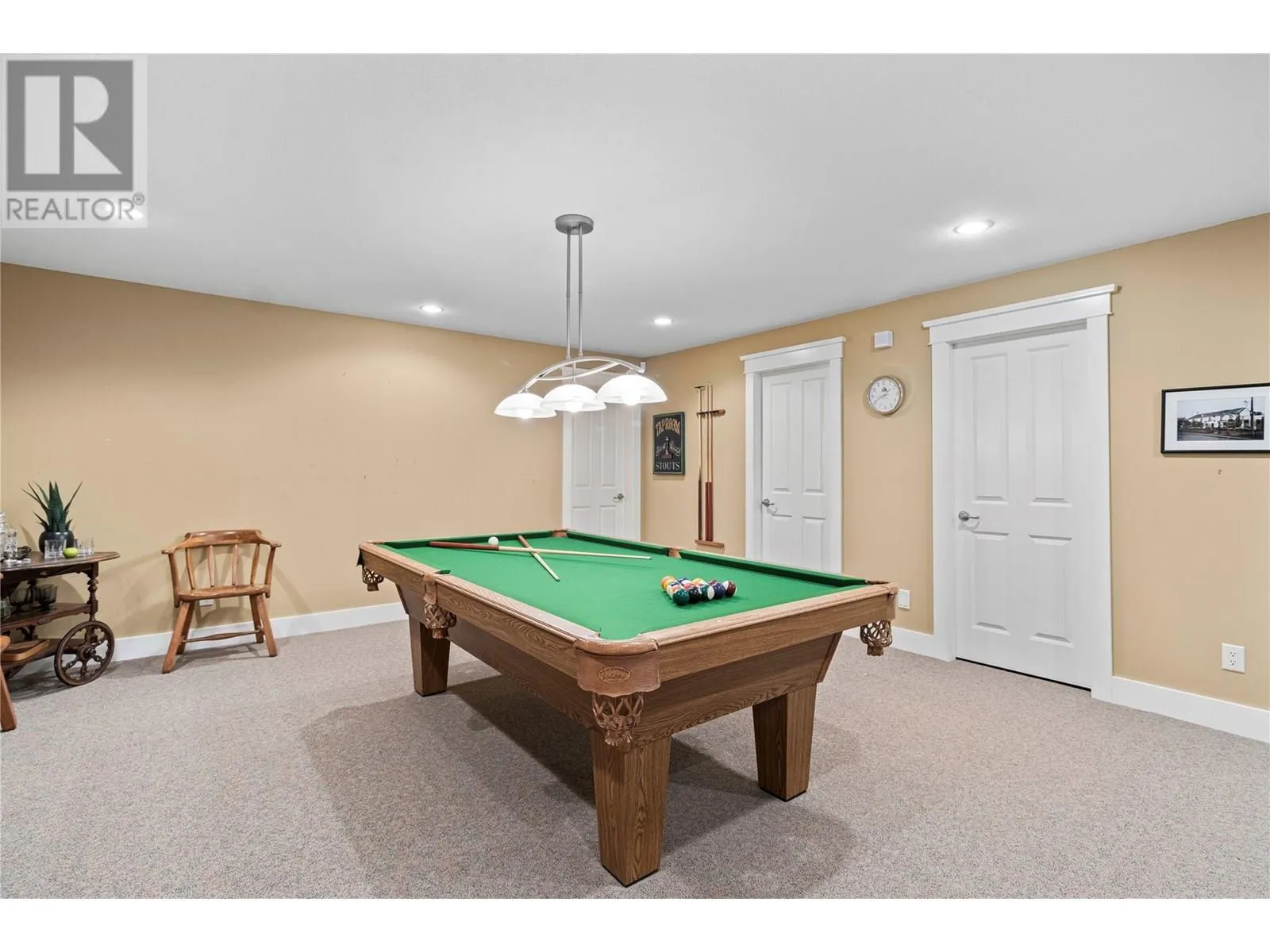 2742 Golf Course Drive