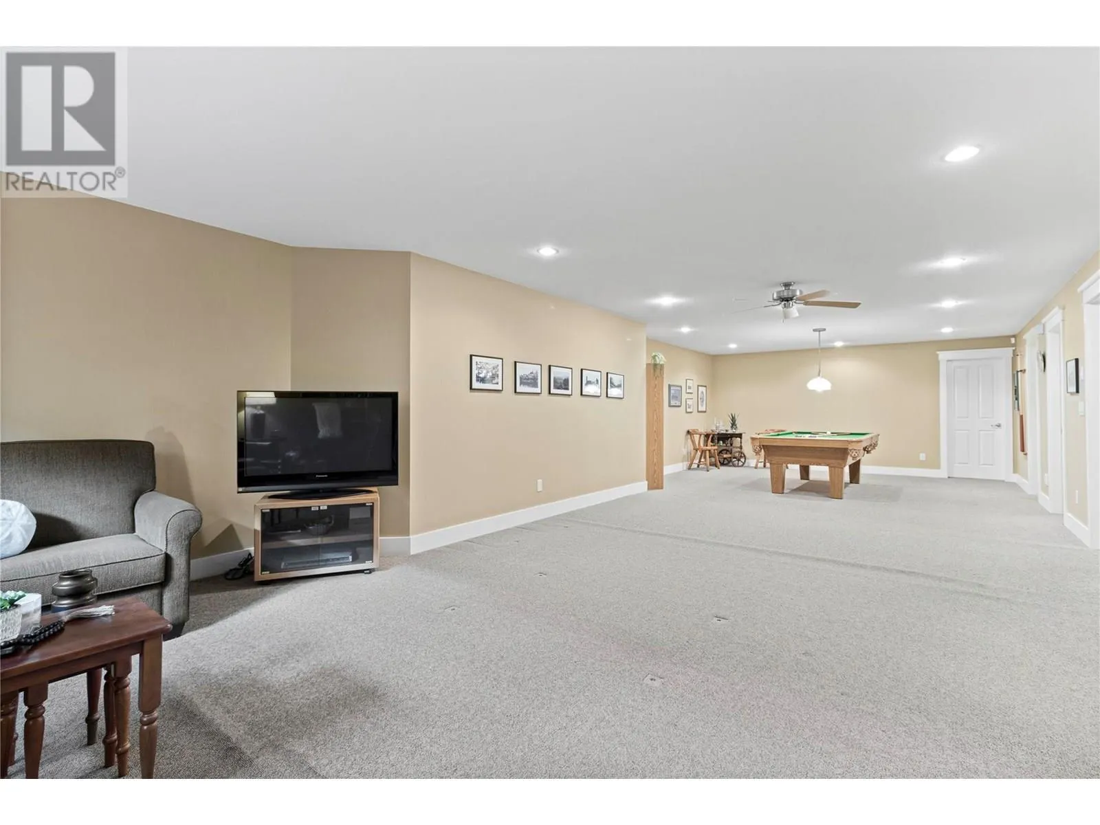 2742 Golf Course Drive