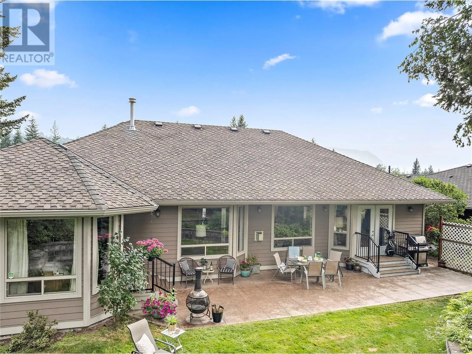 2742 Golf Course Drive