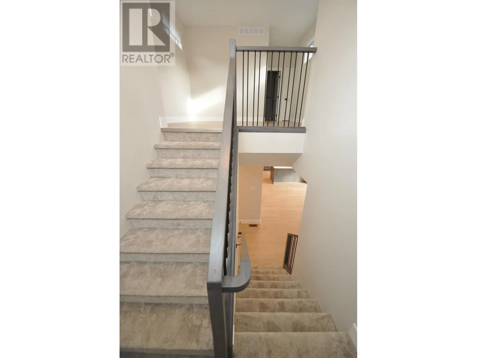 910 Lakeside Drive Unit# 401
